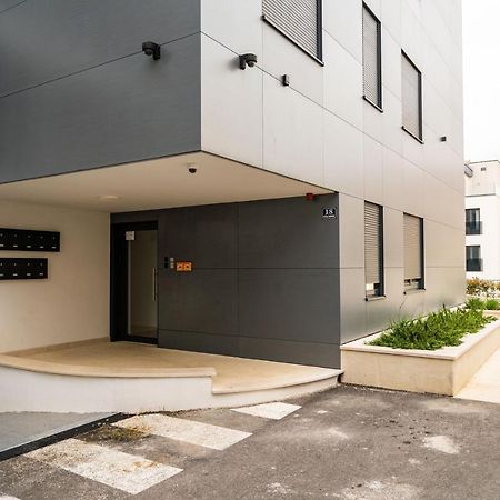 Studio Apartment Moskar ดูบรอฟนิก ภายนอก รูปภาพ