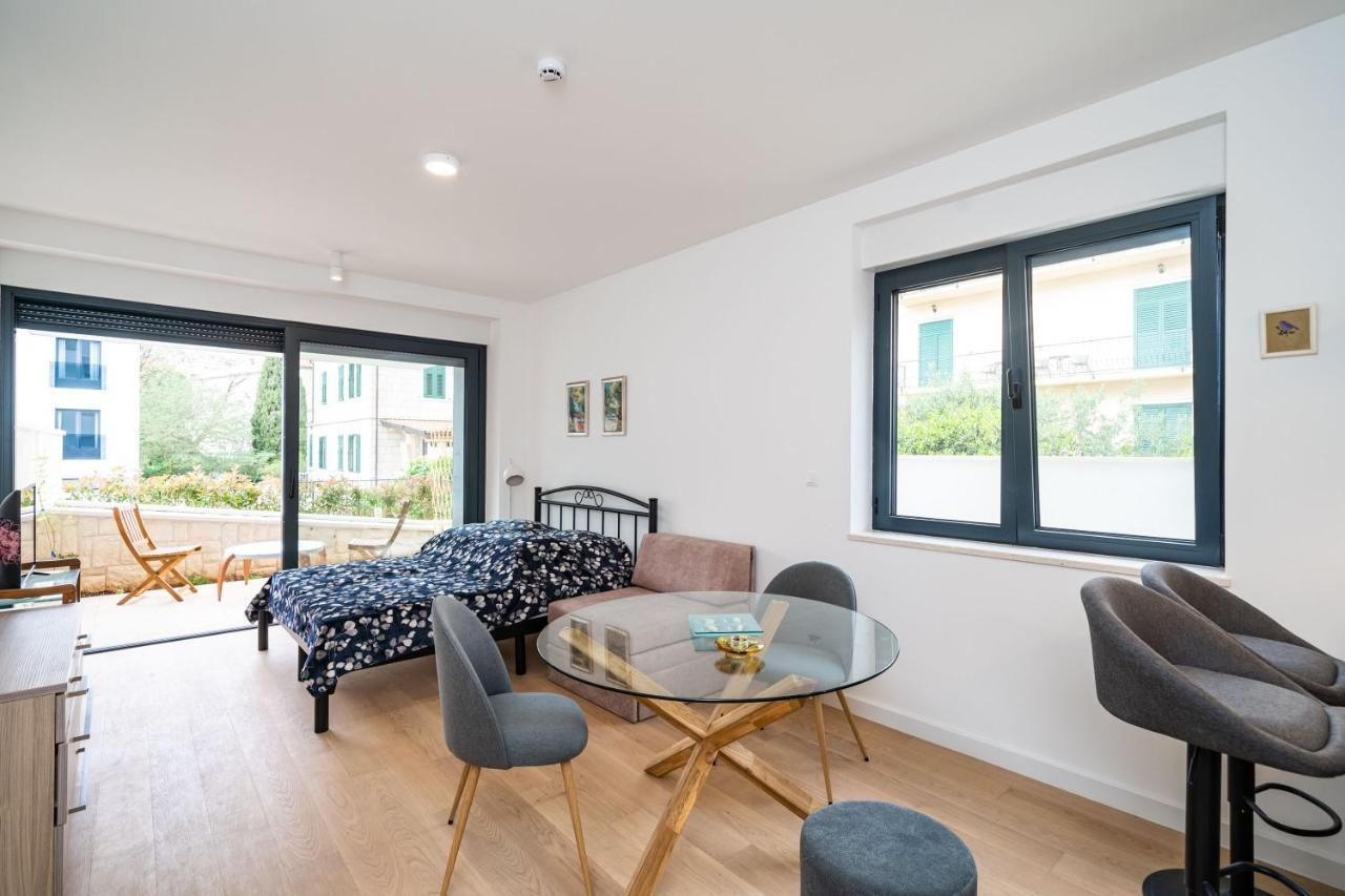 Studio Apartment Moskar ดูบรอฟนิก ภายนอก รูปภาพ